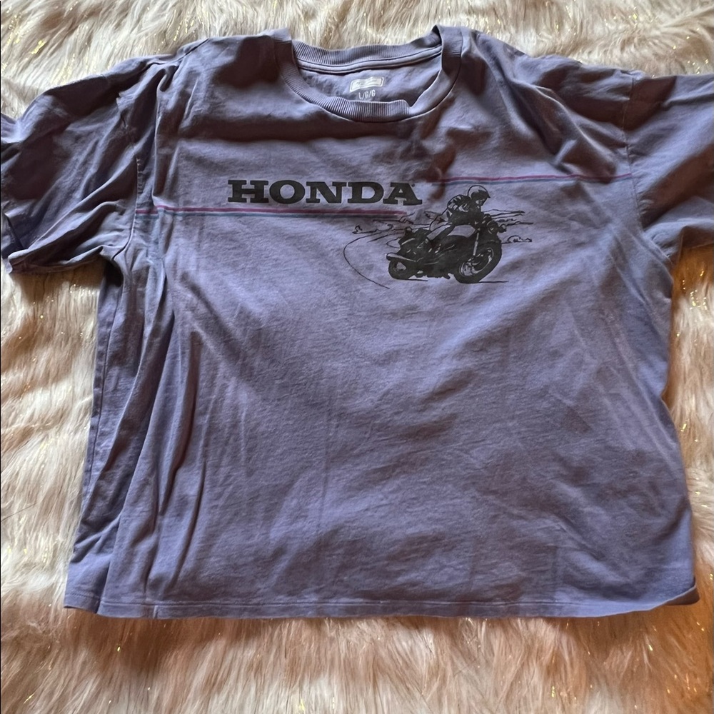 Honda logo T shirt from tailgate AE. Size large. Crop shirt